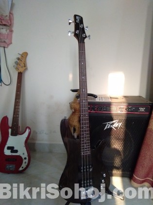 IBANEZ BASS GUITAR